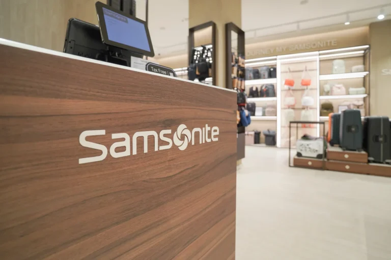 Exemplos Loja Samsonite Bolhão Porto Fotografia de Espaços Comerciais Sinopse (20)