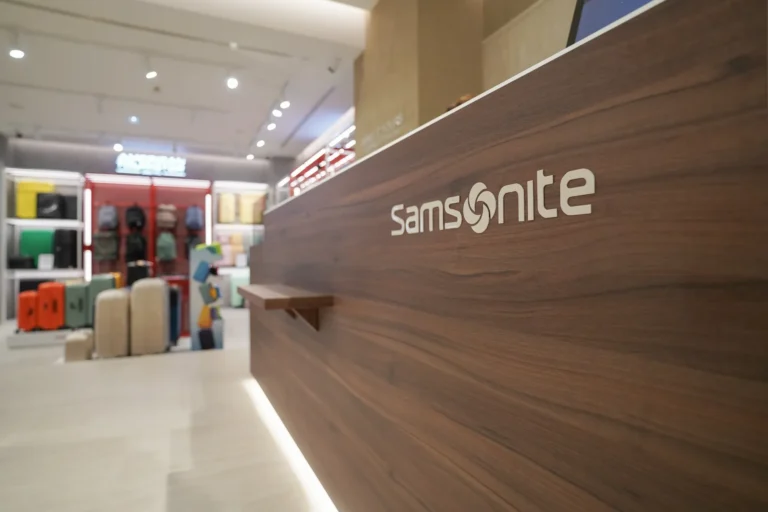 Exemplos Loja Samsonite Bolhão Porto Fotografia de Espaços Comerciais Sinopse (4)