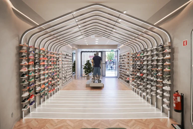 Exemplos Loja Xtreme Bolhão Porto Fotografia de Espaços Comerciais Sinopse (13)