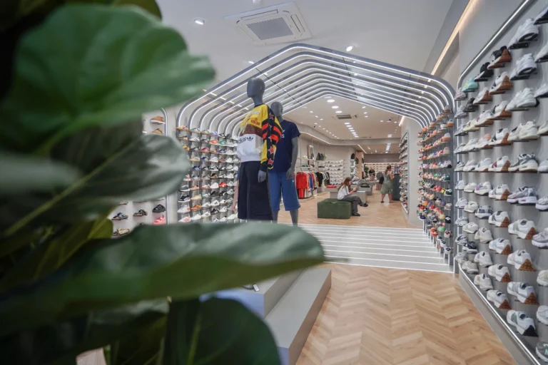 Exemplos Loja Xtreme Bolhão Porto Fotografia de Espaços Comerciais Sinopse (42)