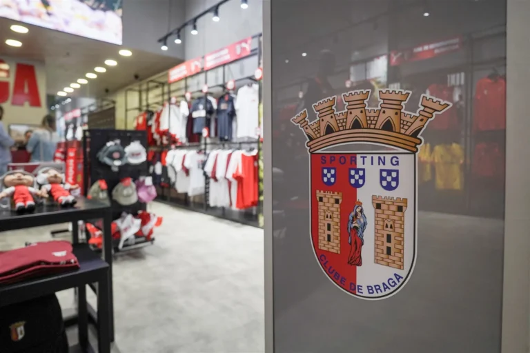 Fotografia de Espaços Comerciais Exemplos Sporting Clube de Braga (1)