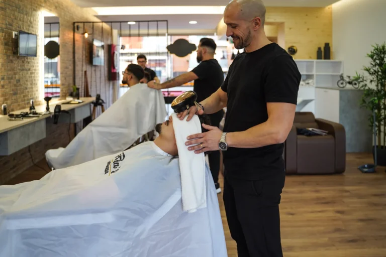 Sinopse Fotografia barbearia Farias2 (12)