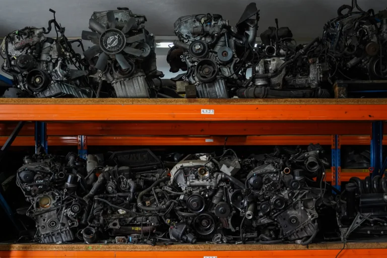 Sinopse Fotografia de Espaços Comerciais Peças Mercedes FerreiraCar Interior (24)