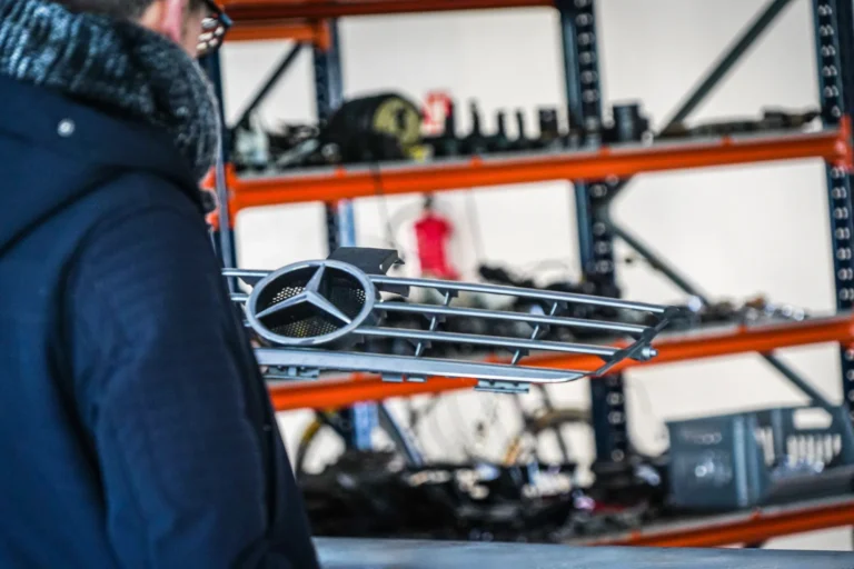 Sinopse Fotografia de Espaços Comerciais Peças Mercedes FerreiraCar Interior (7)