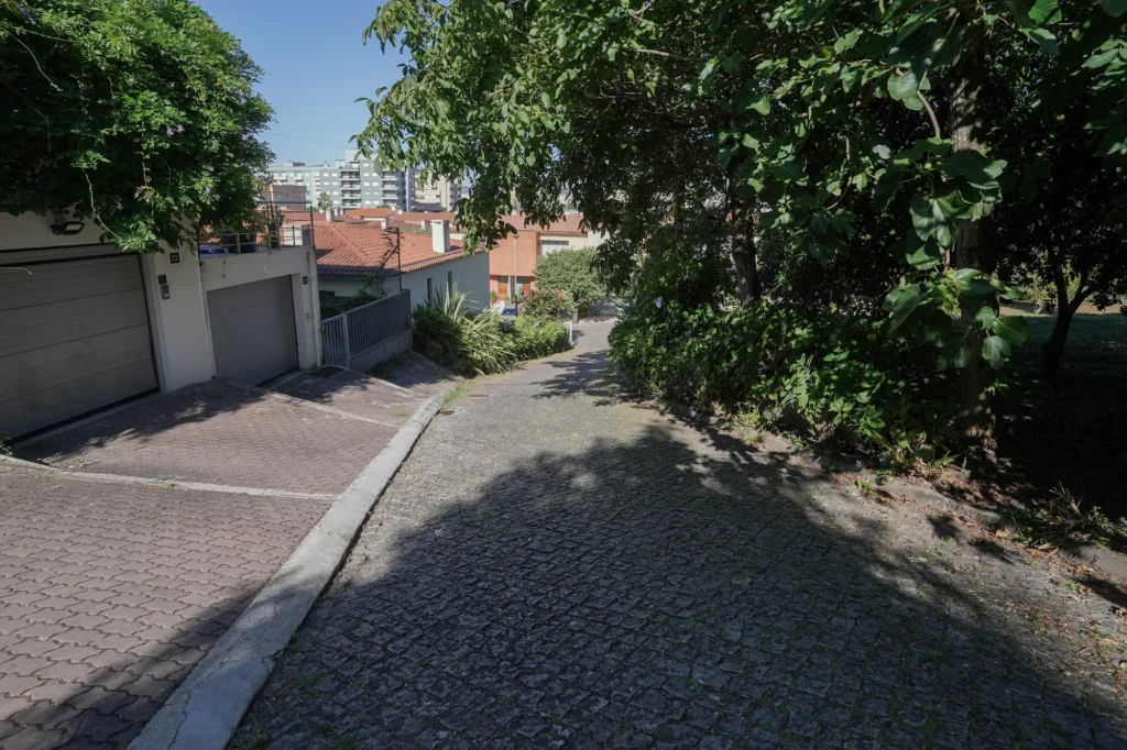 Sinopse Fotografia de Imobiliário Terreno Braga Nogueiró (14)