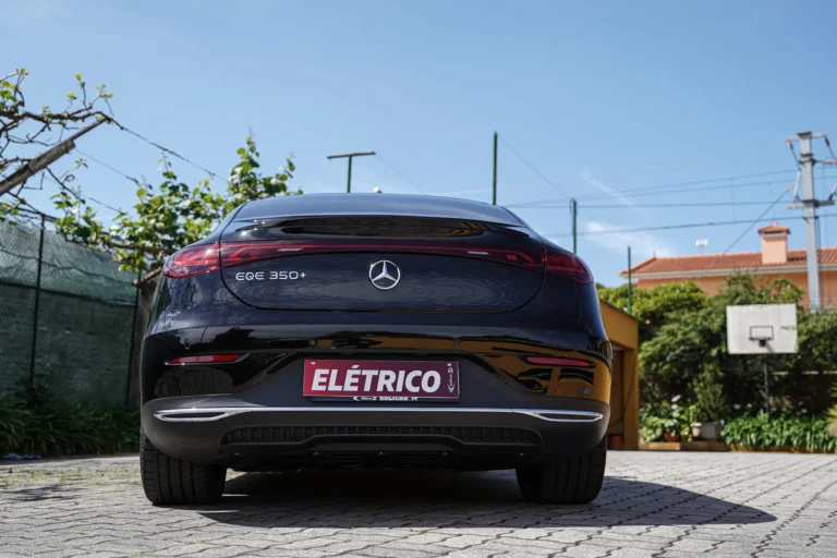 Solicar Mercedes EQE Fotografia de Automóveis Sinopse (4)