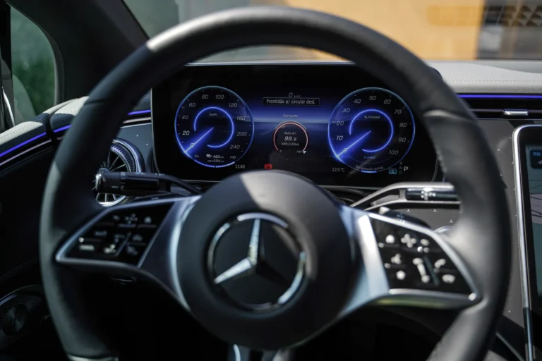 Solicar Mercedes EQE Fotografia de Automóveis Sinopse (6)